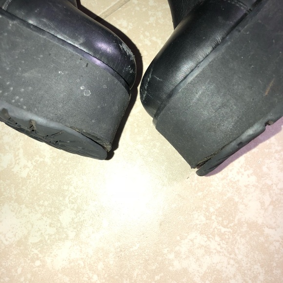 SOLD 🖤 UNIF Daria Boots - Picture 3 of 7